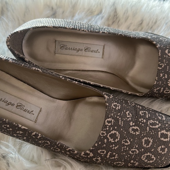 Taupe High Heel Pumps - Picture 11 of 12